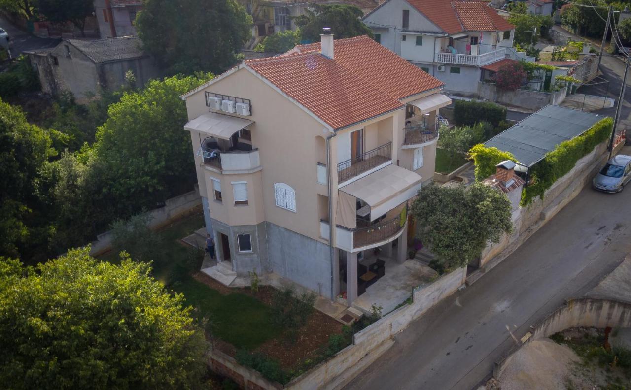 Apartament Jukic Светі Филип-і-Яков Екстер'єр фото