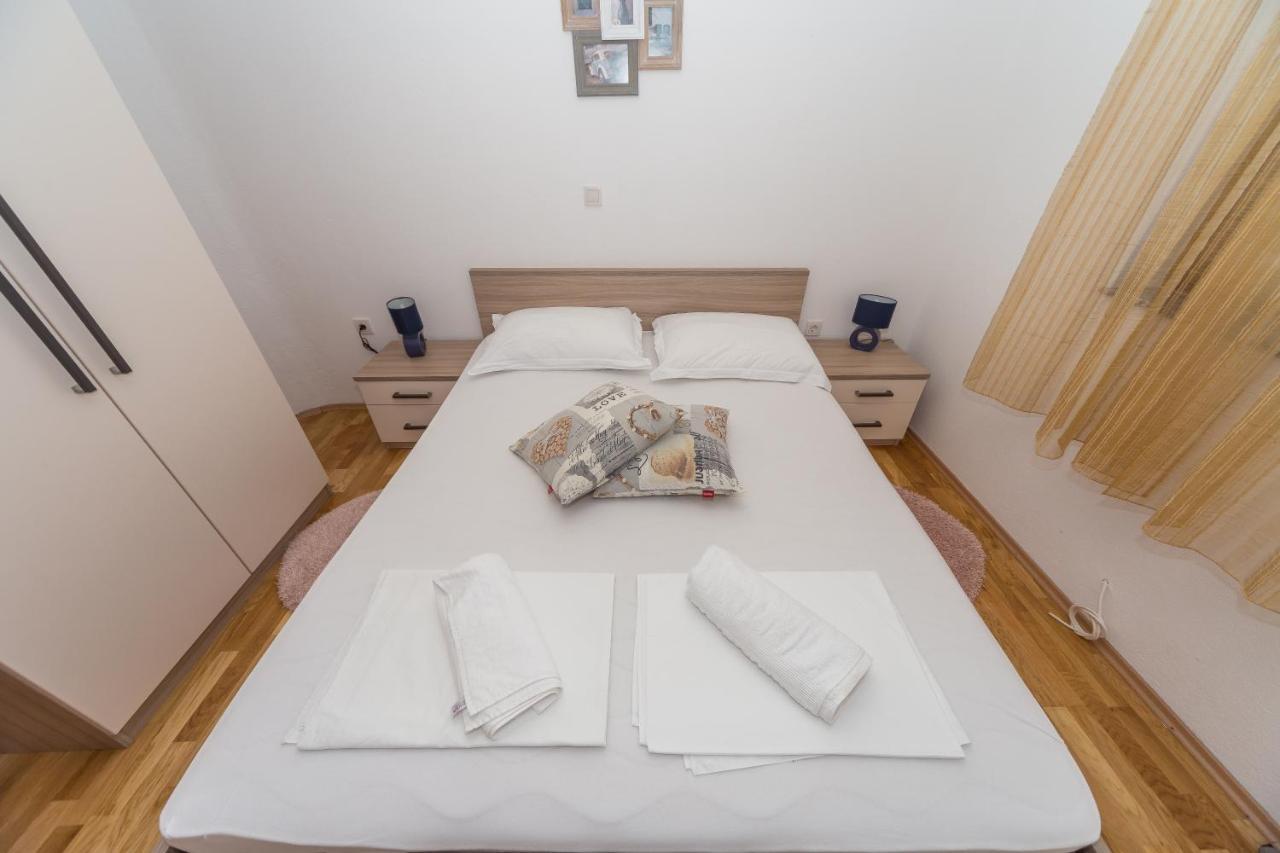 Apartament Jukic Светі Филип-і-Яков Екстер'єр фото