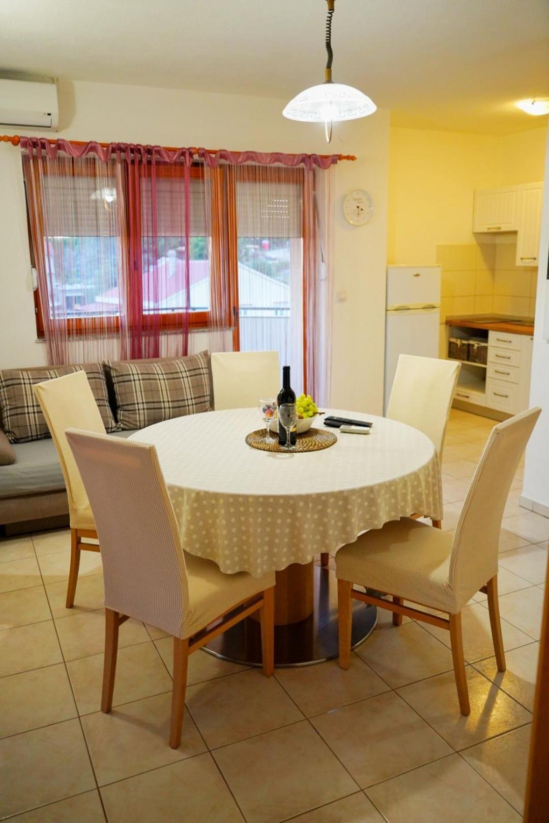 Apartament Jukic Светі Филип-і-Яков Екстер'єр фото